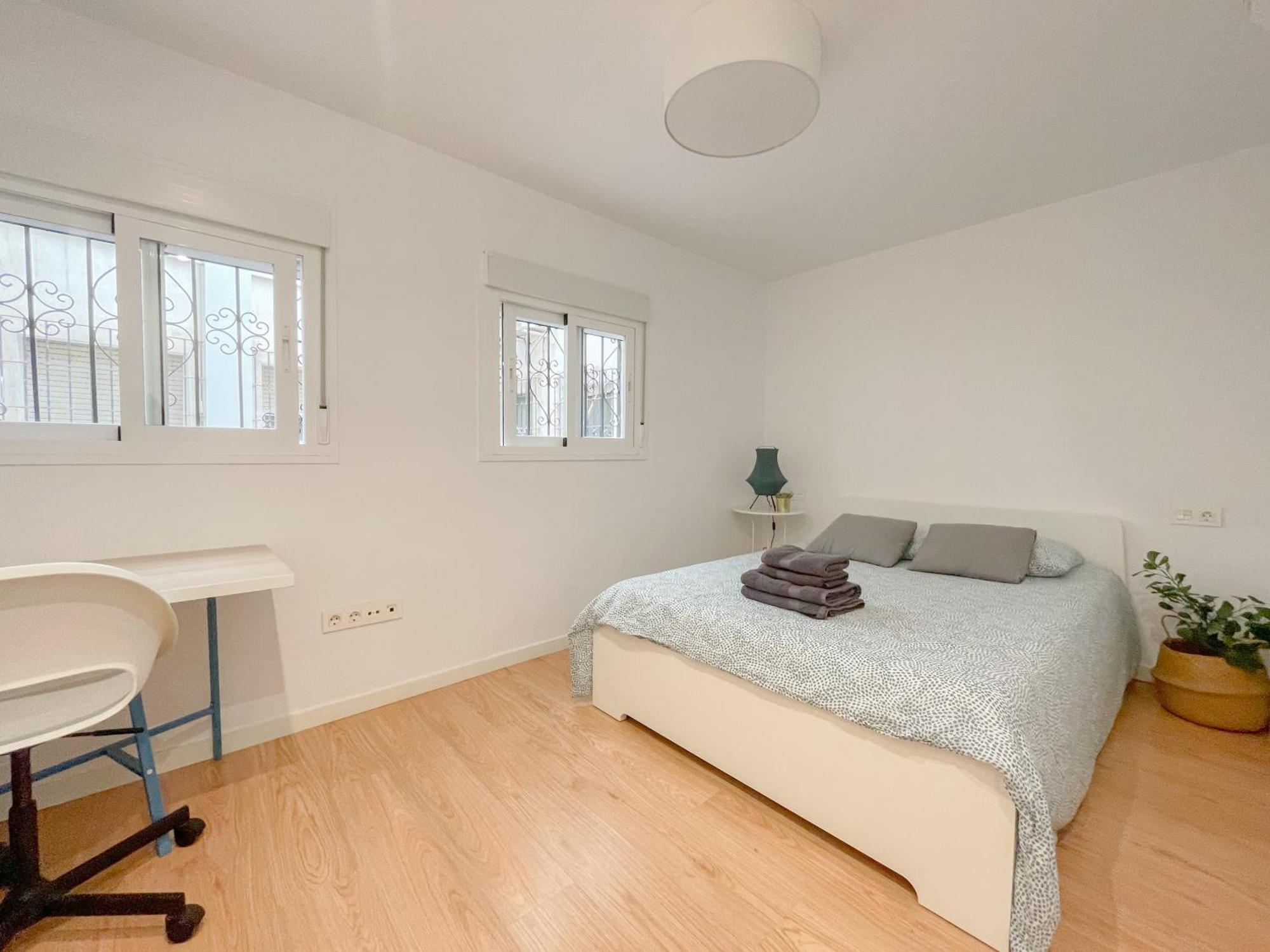 Moderno Apartamento Plz De La Merced Malaga Exterior photo