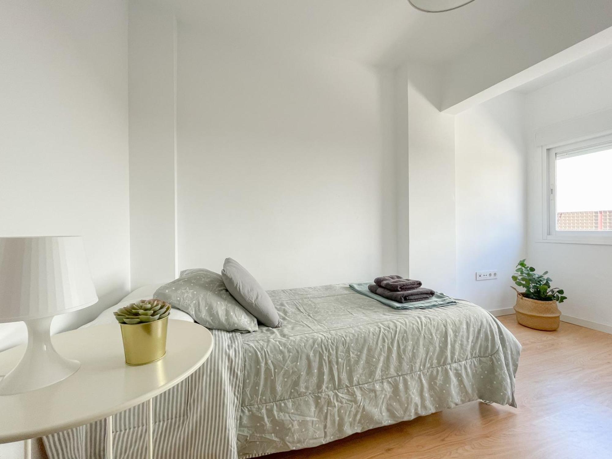 Moderno Apartamento Plz De La Merced Malaga Exterior photo